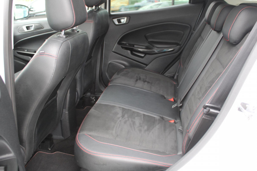 Ford EcoSport 1.0 EcoBoost ST-Line Black Automaat | Winterpack | Navigatie | Climate Control | PDC Achter | Privacy Glass