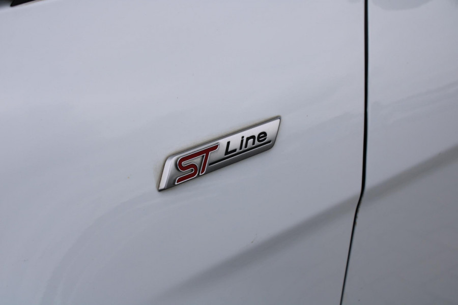 Ford EcoSport 1.0 EcoBoost ST-Line Black Automaat | Winterpack | Navigatie | Climate Control | PDC Achter | Privacy Glass