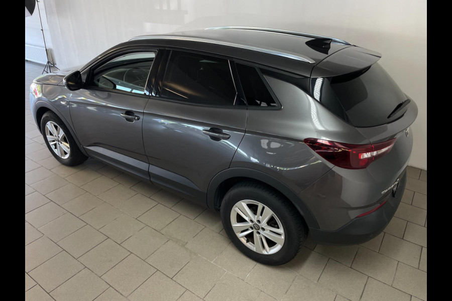 Opel Grandland X 1.2 Turbo Business Executive AUTOMAAT AIRCO CLIMA NAVI CRUISE BLUETOOH STUURVERW STOELVERW ELEK RAMEN NIEUWSTAAT