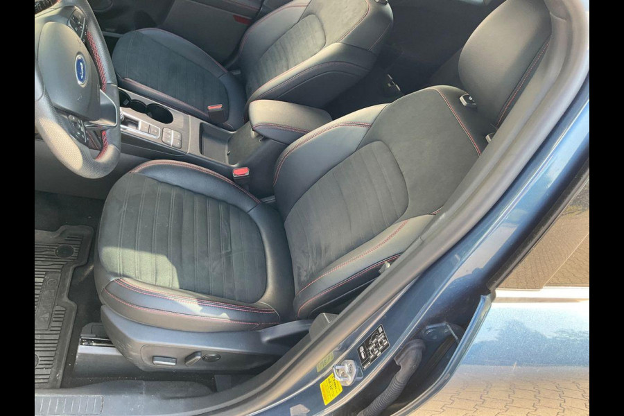 Ford Kuga 2.5 PHEV ST-Line X | Winter Pack | Adaptive cruise control | Dodehoeksesoren | Bang&Olufsen | Head up Display | Adaptive LED | Camera | 1.500kg trekgewicht