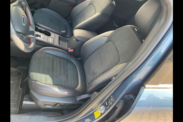 Ford Kuga 2.5 PHEV ST-Line X | Winter Pack | Adaptive cruise control | Dodehoeksesoren | Bang&Olufsen | Head up Display | Adaptive LED | Camera | 1.500kg trekgewicht