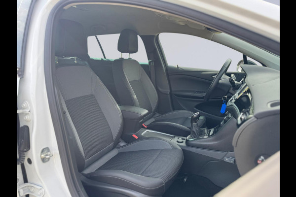 Opel Astra Sports Tourer 1.2 Design & Tech, vele opties, trekhaak,comfort zetels,achteruitrijcamera, 1 e eigenaar, NL auto met nap