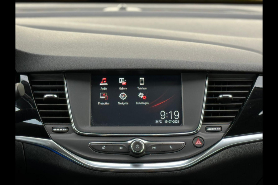 Opel Astra Sports Tourer 1.2 Design & Tech, vele opties, trekhaak,comfort zetels,achteruitrijcamera, 1 e eigenaar, NL auto met nap