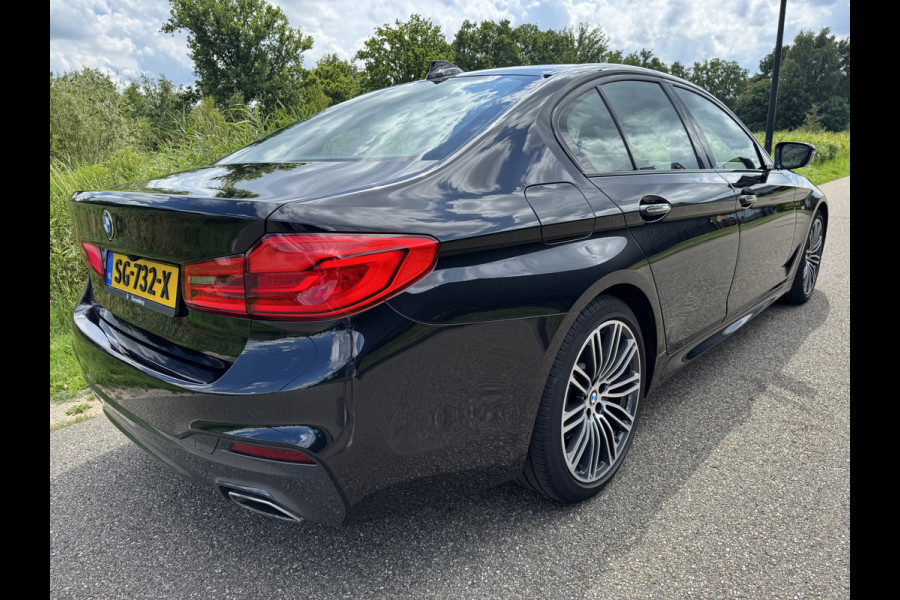BMW 5 Serie 520i High Executive M Sportpakket