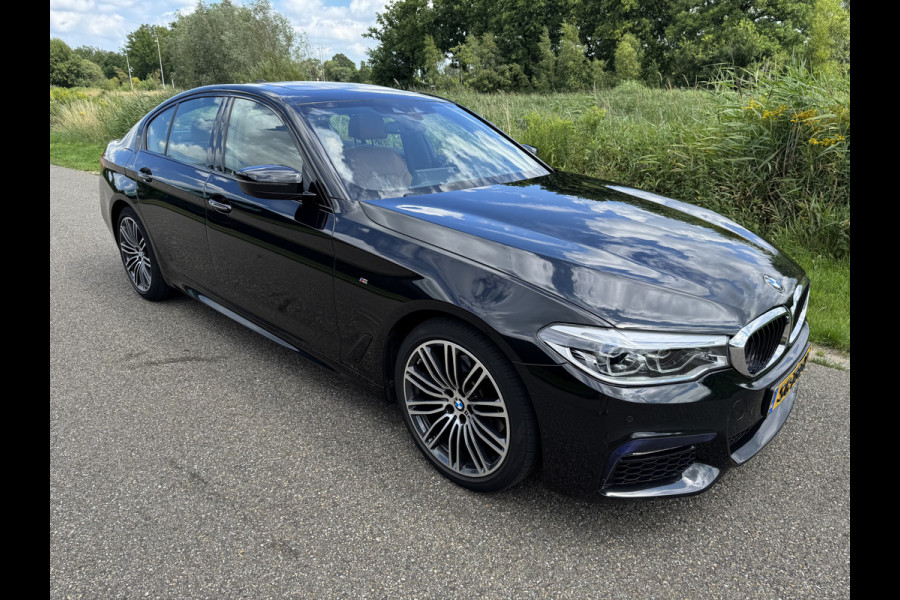 BMW 5 Serie 520i High Executive M Sportpakket