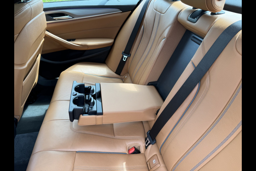 BMW 5 Serie 520i High Executive M Sportpakket