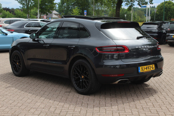 Porsche Macan 2.0 / Panoramadak / Camera / Luxe Leder / 21'' / Sportchrono / Bose / Apple CarPlay / Dodehoek / DAB / Stoelverwarming / Cruise Control