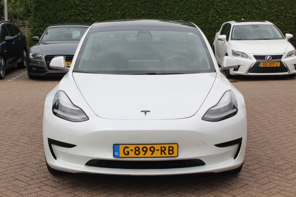 Tesla Model 3 Standard RWD Plus 60 kWh / Autopilot / Panoramadak / Camera / Premium Audio / 18'' / Leder