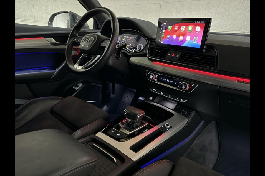 Audi Q5 Sportback 55 TFSI e BlackEdition S-Line Luchtvering Sfeer. Carplay