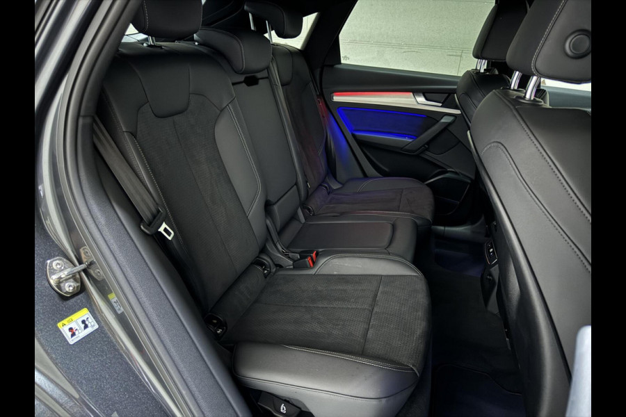 Audi Q5 Sportback 55 TFSI e BlackEdition S-Line Luchtvering Sfeer. Carplay