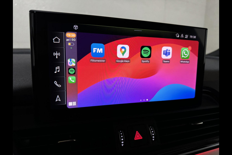 Audi Q5 Sportback 55 TFSI e BlackEdition S-Line Luchtvering Sfeer. Carplay