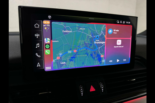 Audi Q5 Sportback 55 TFSI e BlackEdition S-Line Luchtvering Sfeer. Carplay