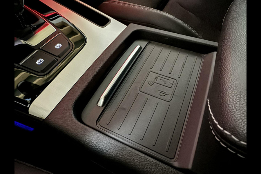 Audi Q5 Sportback 55 TFSI e BlackEdition S-Line Luchtvering Sfeer. Carplay
