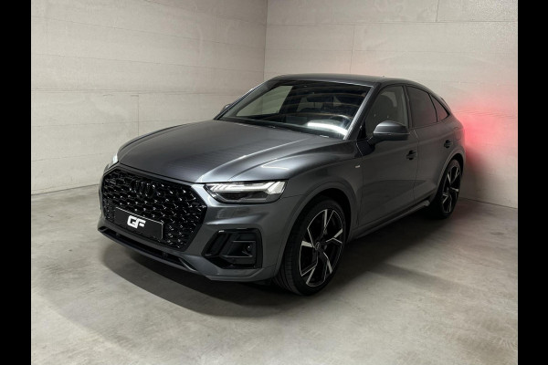 Audi Q5 Sportback 55 TFSI e BlackEdition S-Line Luchtvering Sfeer. Carplay