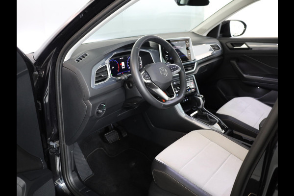 Volkswagen T-Roc 1.5 TSI Style 150 pk Automaat (DSG) | Navigatie via App | Parkeersensoren (Park assist) | Adaptieve cruise control | LED koplampen | Autom. airco | Apple Carplay/Android Auto |