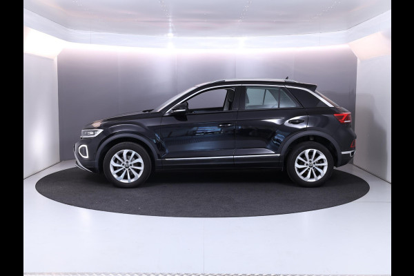 Volkswagen T-Roc 1.5 TSI Style 150 pk Automaat (DSG) | Navigatie via App | Parkeersensoren (Park assist) | Adaptieve cruise control | LED koplampen | Autom. airco | Apple Carplay/Android Auto |