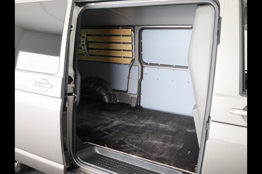 Volkswagen Transporter 2.0 TDI L2H1 28 204pk DSG|BULLI|  Navi| Leer| trekhaak| 18'LM-velgen| Camera