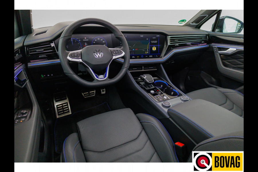 Volkswagen Touareg 3.0 TSi eHybrid 4MOTION R 463 PK | Head-Up | Luchtvering | Pano | Elec. haak | Dynaudio, stoelen en achterbank koeling en verwarming, stoelen elec. met geheugen