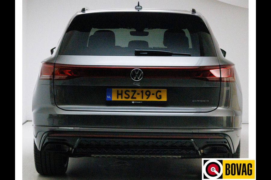 Volkswagen Touareg 3.0 TSi eHybrid 4MOTION R 463 PK | Head-Up | Luchtvering | Pano | Elec. haak | Dynaudio, stoelen en achterbank koeling en verwarming, stoelen elec. met geheugen