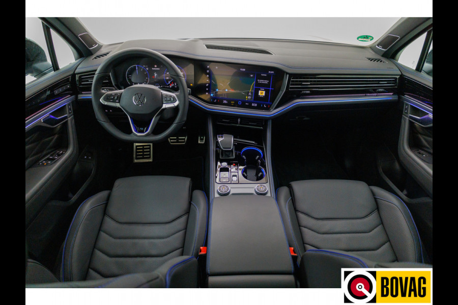 Volkswagen Touareg 3.0 TSi eHybrid 4MOTION R 463 PK | Head-Up | Luchtvering | Pano | Elec. haak | Dynaudio, stoelen en achterbank koeling en verwarming, stoelen elec. met geheugen