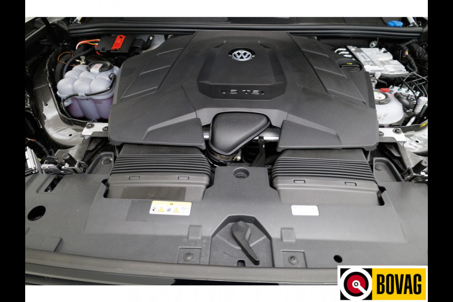 Volkswagen Touareg 3.0 TSi eHybrid 4MOTION R 463 PK | Head-Up | Luchtvering | Pano | Elec. haak | Dynaudio, stoelen en achterbank koeling en verwarming, stoelen elec. met geheugen