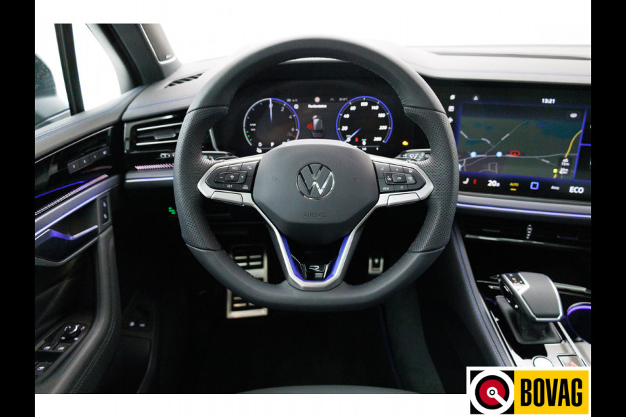 Volkswagen Touareg 3.0 TSi eHybrid 4MOTION R 463 PK | Head-Up | Luchtvering | Pano | Elec. haak | Dynaudio, stoelen en achterbank koeling en verwarming, stoelen elec. met geheugen