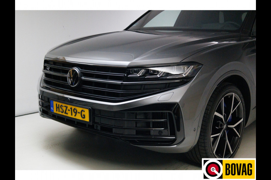 Volkswagen Touareg 3.0 TSi eHybrid 4MOTION R 463 PK | Head-Up | Luchtvering | Pano | Elec. haak | Dynaudio, stoelen en achterbank koeling en verwarming, stoelen elec. met geheugen
