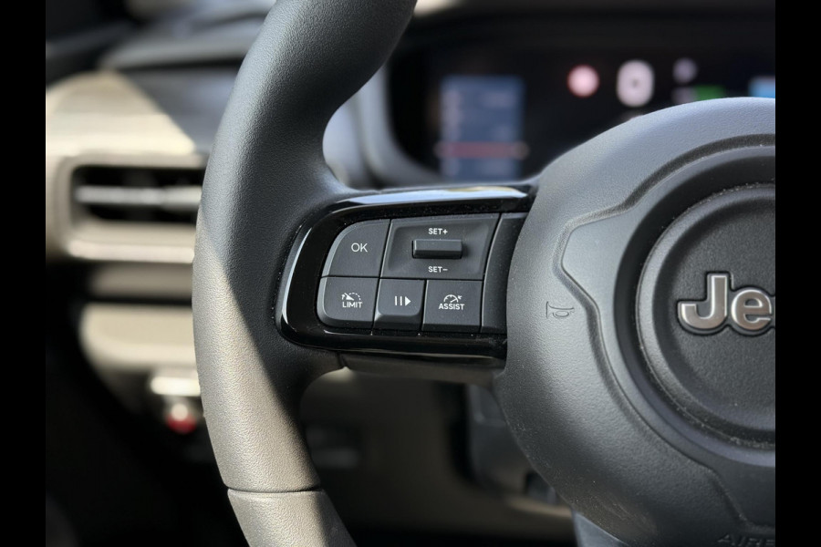 Jeep Avenger Longitude 54 kWh | Navi | Carplay | Stoelverwarming |