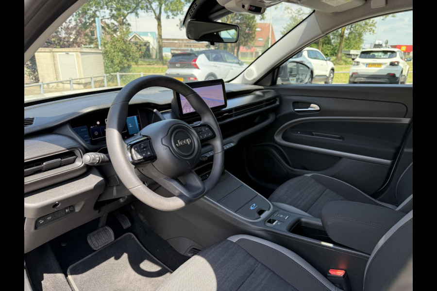 Jeep Avenger Longitude 54 kWh | Navi | Carplay | Stoelverwarming |