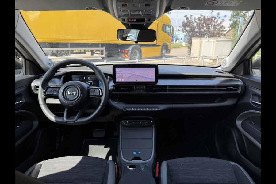 Jeep Avenger Longitude 54 kWh | Navi | Carplay | Stoelverwarming |