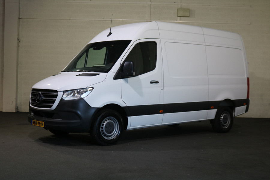 Mercedes-Benz Sprinter 316 CDI L2 H2 Airco Navigatie Camera 3.5t Trekhaak