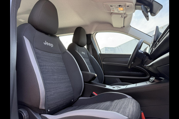 Jeep Avenger Longitude 54 kWh Aut. | Navi | Carplay | Stoelverwarming |