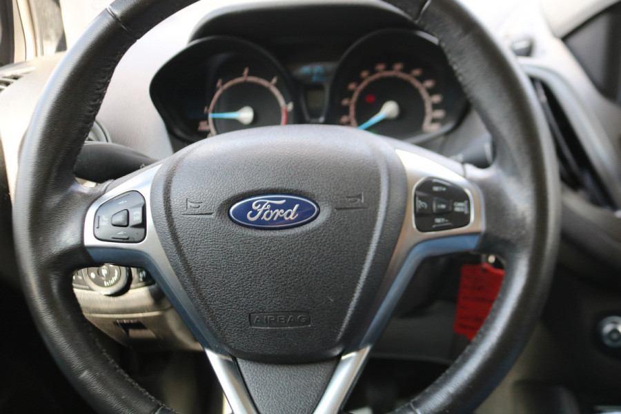 Ford Transit Courier 1.5 TDCI 100pk Euro 6 Limited Airco Navigatie BPM Vrij