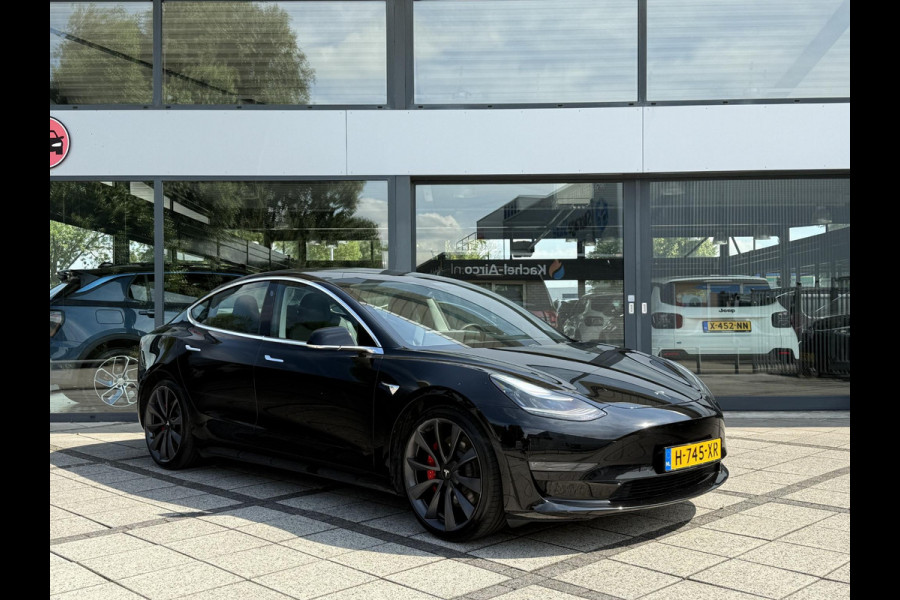 Tesla Model 3 Aut. AWD Dual Motor Performance | Autopilot | Panorama | Leder |