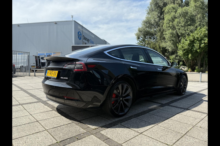 Tesla Model 3 Aut. AWD Dual Motor Performance | Autopilot | Panorama | Leder |