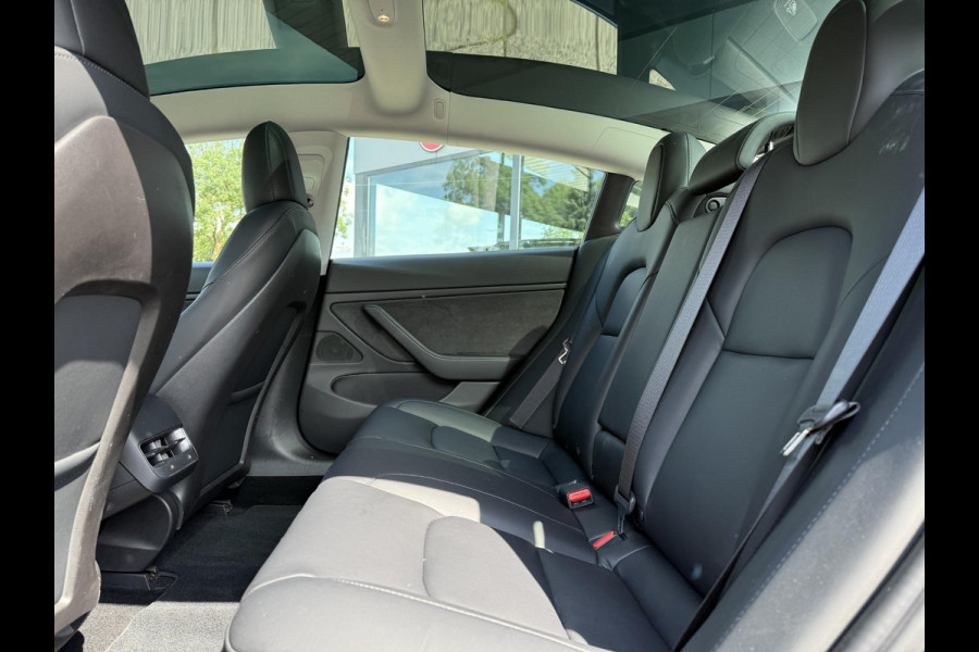 Tesla Model 3 Aut. AWD Dual Motor Performance | Autopilot | Panorama | Leder |