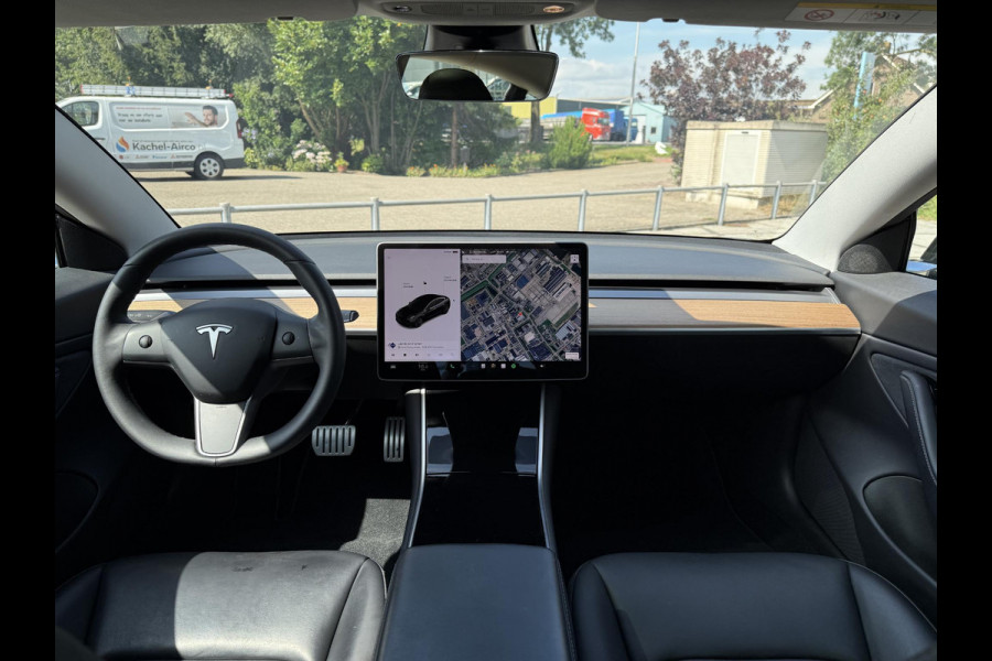 Tesla Model 3 Aut. AWD Dual Motor Performance | Autopilot | Panorama | Leder |