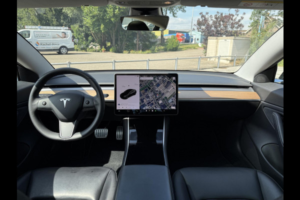 Tesla Model 3 Aut. AWD Dual Motor Performance | Autopilot | Panorama | Leder |