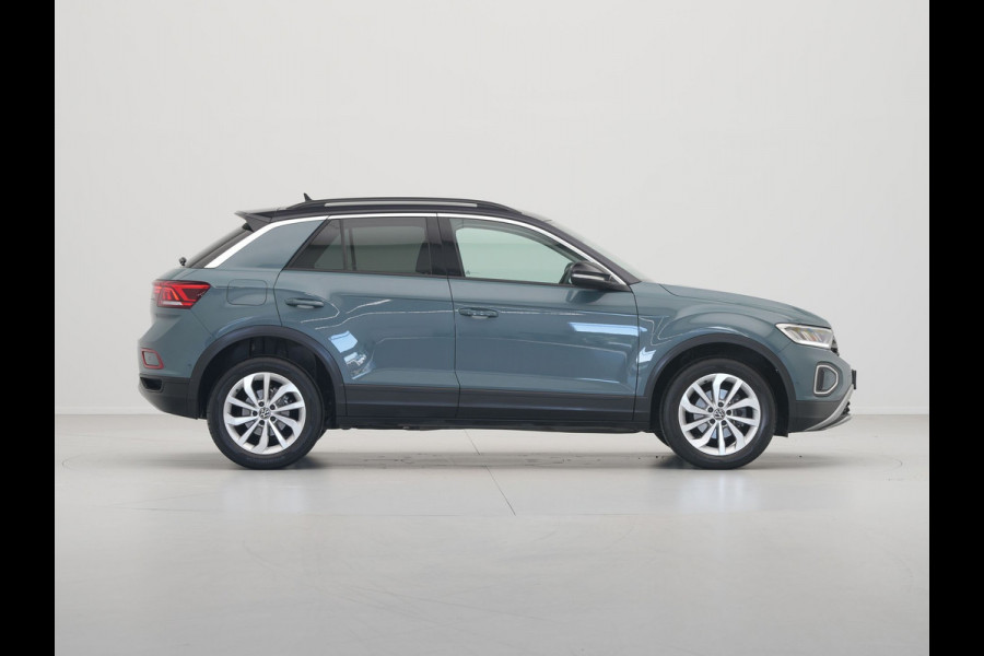 Volkswagen T-Roc 1.0 TSI 110pk Life Navi via App Clima Pdc Lm Velgen 321