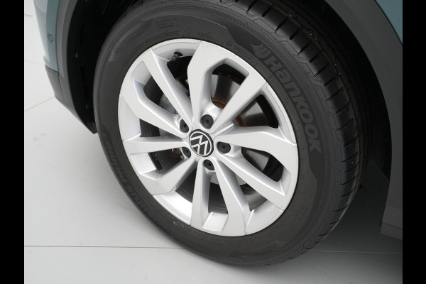 Volkswagen T-Roc 1.0 TSI 110pk Life Navi via App Clima Pdc Lm Velgen 321