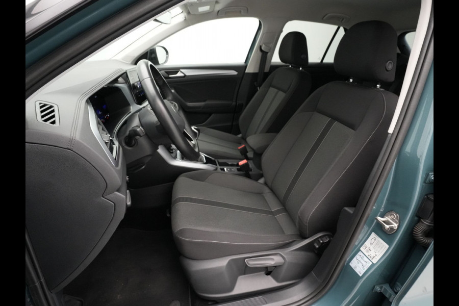 Volkswagen T-Roc 1.0 TSI 110pk Life Navi via App Clima Pdc Lm Velgen 321