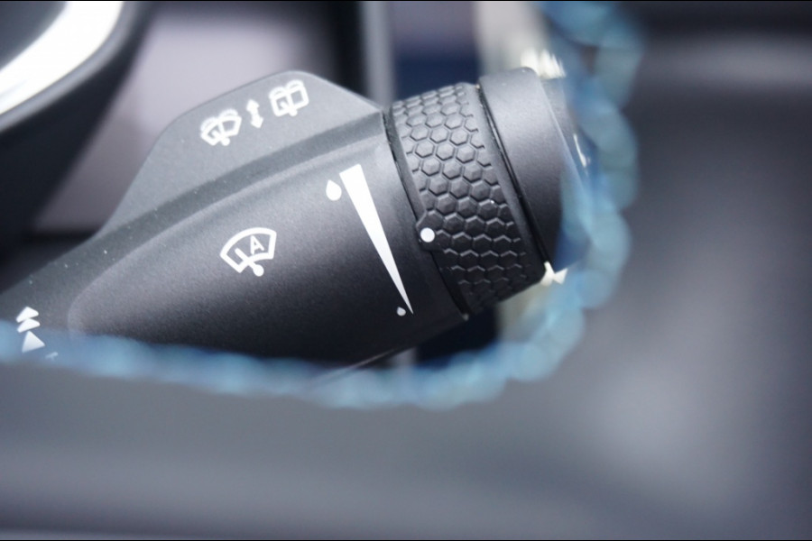 Lynk & Co 01 262PK PHEV ADAPTIVE | SCHUIFDAK | CARPLAY | KEYLESS | LUXE!