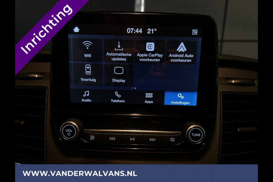 Ford Transit Custom 2.0 TDCI 130pk L2H1 Inrichting Euro6 Airco | Camera | LED | Apple Carplay | Android Auto | 2800kg Trekhaak Cruisecontrol, Parkeersensoren, Verwarmde voorruit, Bijrijdersbank