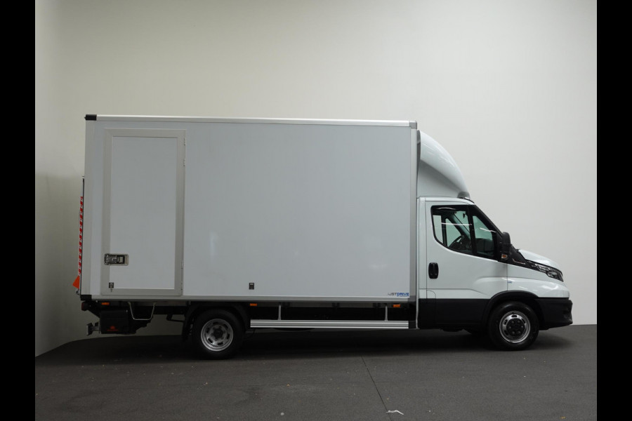 Iveco Daily 3.0 180pk Automaat Bakwagen Laadklep 440x211x235 Airco Cruise control LED Navi Camera