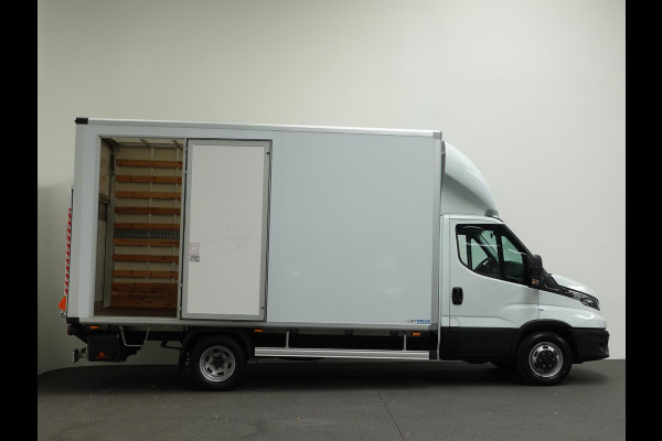 Iveco Daily 3.0 180pk Automaat Bakwagen Laadklep 440x211x235 Airco Cruise control LED Navi Camera
