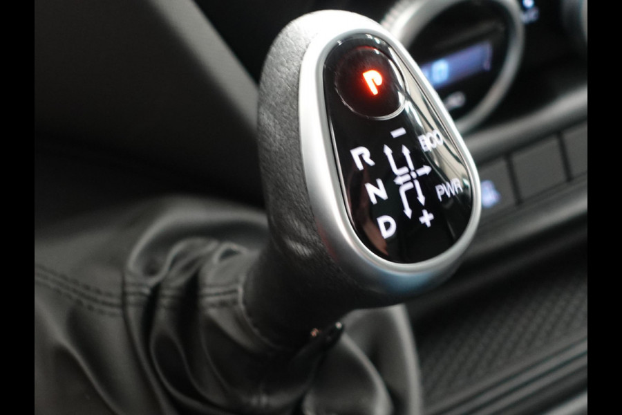 Iveco Daily 3.0 180pk Automaat Bakwagen Laadklep 440x211x235 Airco Cruise control LED Navi Camera