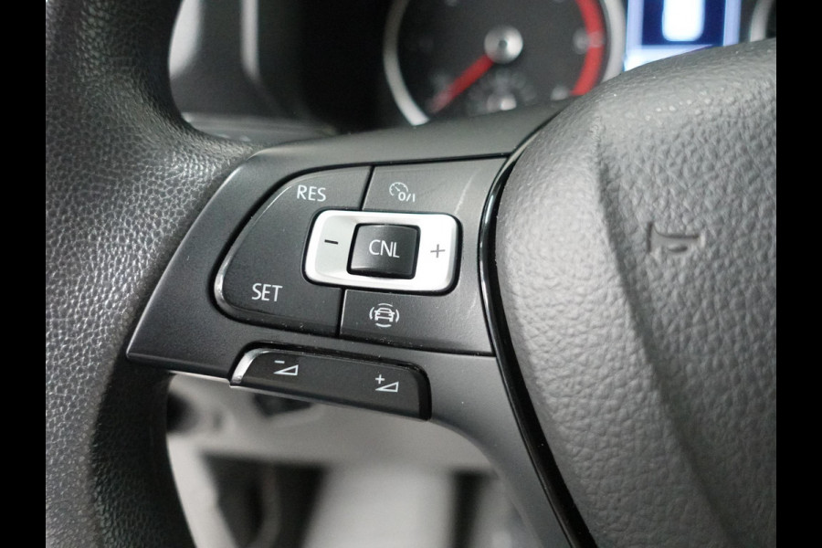 MAN TGE 3.140 2.0 TDI 140pk Dubbele Cabine L3H3 7 persoons Navigatie Apple Carplay/Android Auto Trekhaak Cruise Control Bluetooth Airco Camera