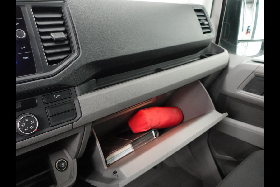 MAN TGE 3.140 2.0 TDI 140pk Dubbele Cabine L3H3 7 persoons Navigatie Apple Carplay/Android Auto Trekhaak Cruise Control Bluetooth Airco Camera