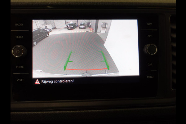 MAN TGE 3.140 2.0 TDI 140pk Dubbele Cabine L3H3 7 persoons Navigatie Apple Carplay/Android Auto Trekhaak Cruise Control Bluetooth Airco Camera