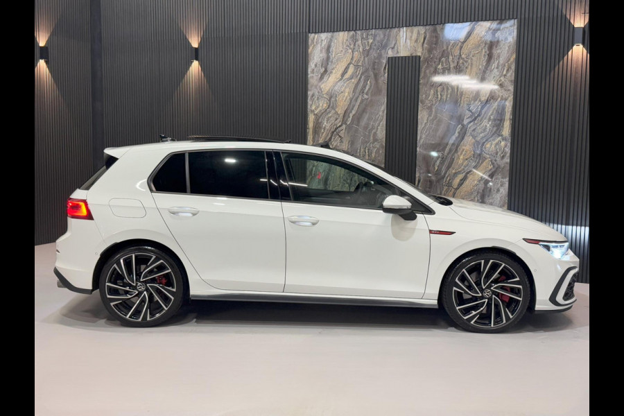 Volkswagen Golf 2.0 TSI GTI|PANO|KEYLESS|HEAD UP|HK|BOMVOL